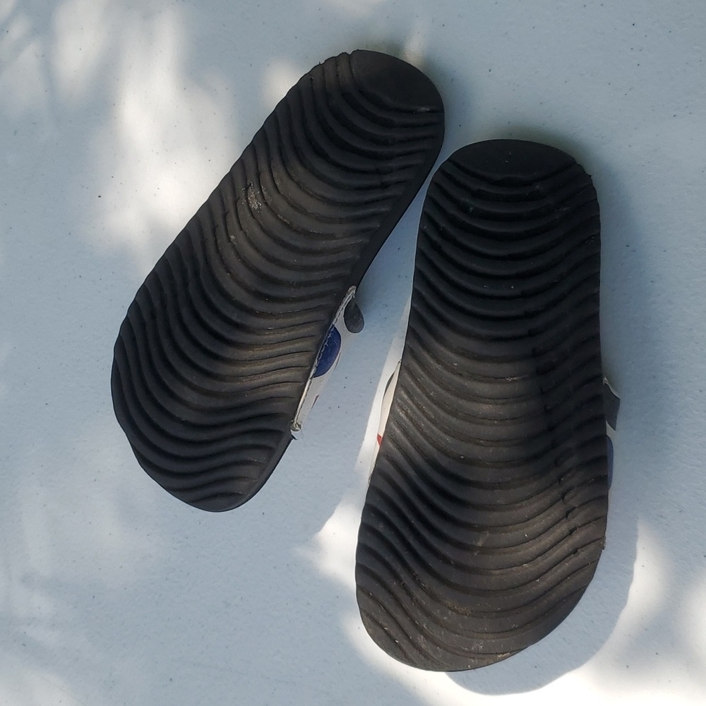 Sandals - Picture 3 of 4